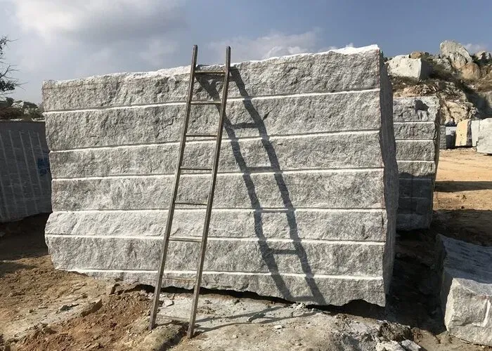 Sourcing granite blocks from premium quarries in Rajasthan